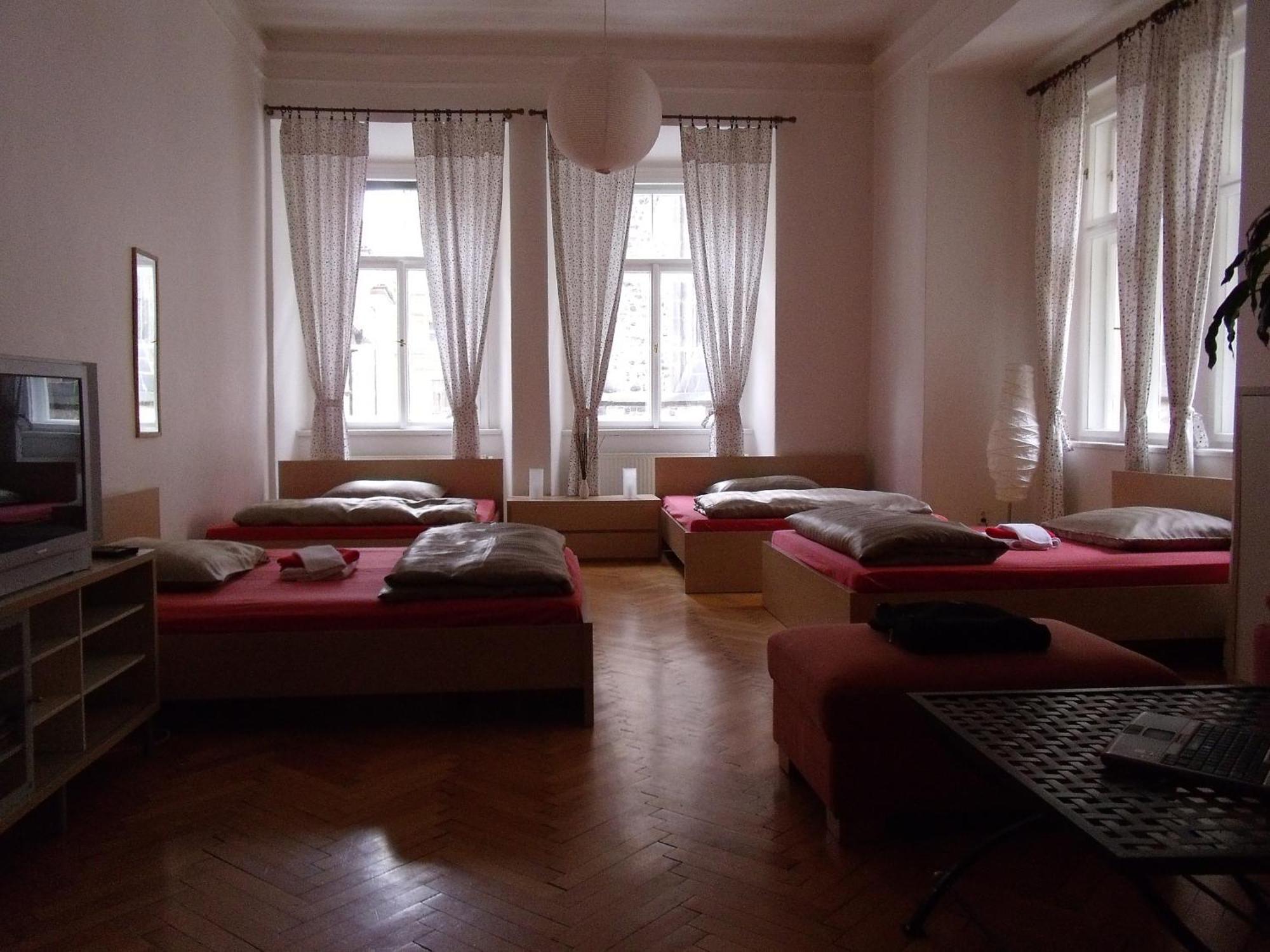 Apartments Tynska 7 Πράγα Εξωτερικό φωτογραφία
