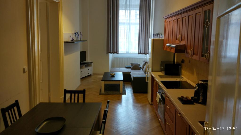Apartments Tynska 7 Πράγα Εξωτερικό φωτογραφία