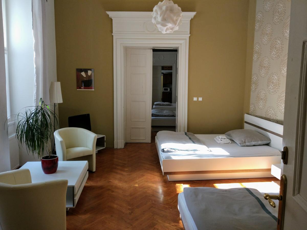 Apartments Tynska 7 Πράγα Εξωτερικό φωτογραφία